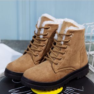 Winter New Women Snow Boots Flat With Large Size Casual Cotton Shoes Trend Women Vulcanized Shoes Artificial Plush